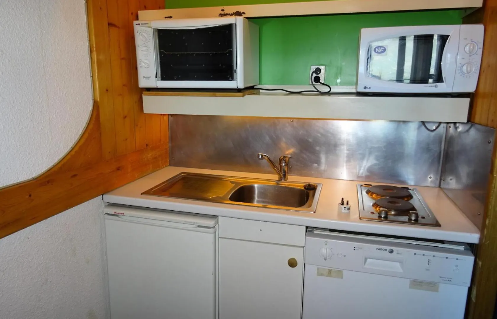 Residence Lauzieres - Studio 5 Personnes Skis Aux Pieds Et Proche Des Commerces Dans Le Village Du Charvet A Arc 1800 Mae-2057 Les Arcs  0*, Les Arcs (Savoie)